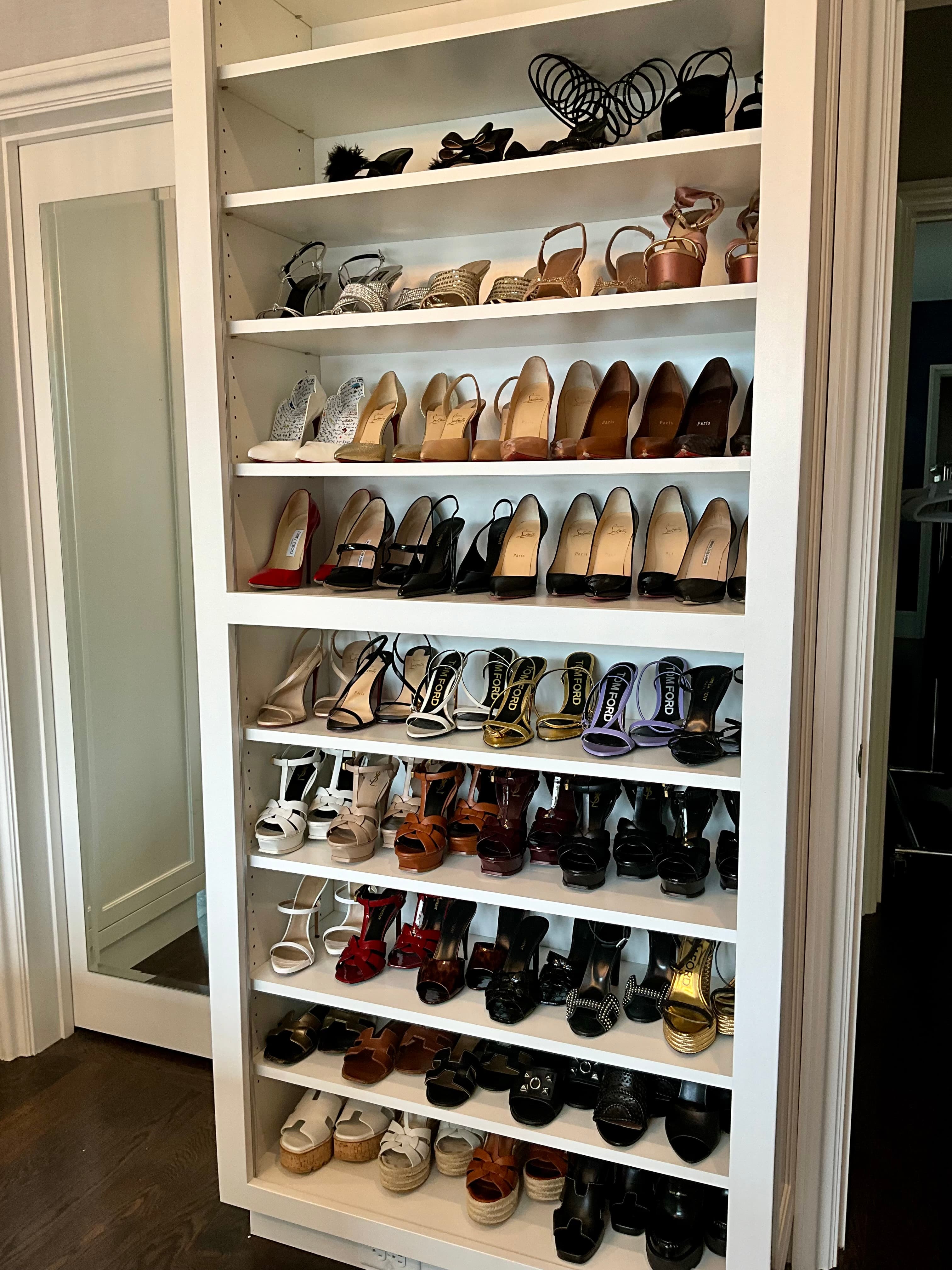 Footwear & Valet Suite